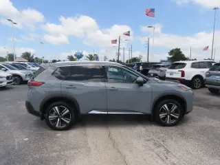 Nissan Rogue 2023 SL 4dr Crossover