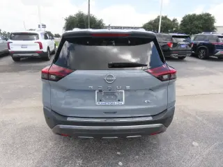 Nissan Rogue 2023 SL 4dr Crossover