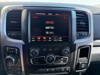 Ram 1500 2018 4x4 Big Horn 4dr Crew Cab 6.3 ft. SB Pickup