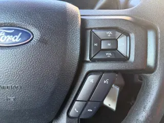 Ford F-150 2020 4x4 XL 4dr SuperCrew 5.5 ft. SB