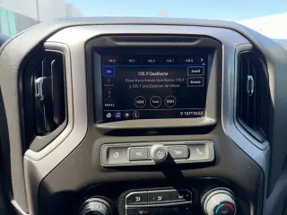 Chevrolet Silverado 1500 2020 4x2 Custom 4dr Crew Cab 5.8 ft. SB