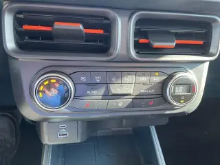 Ford Maverick 2022 XL 4dr SuperCrew 4.5 ft. SB