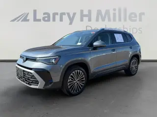Volkswagen Taos 2025 SE 4dr SUV