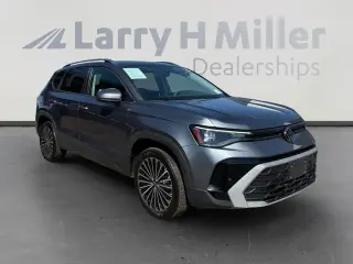Volkswagen Taos 2025 SE 4dr SUV