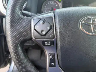 Toyota Tacoma 2019 4x2 SR5 V6 4dr Double Cab 5.0 ft SB
