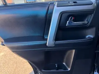 Toyota 4Runner 2018 4x4 SR5 4dr SUV
