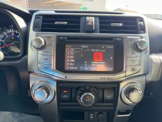 Toyota 4Runner 2018 4x4 SR5 4dr SUV