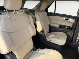 Ford Explorer 2022 AWD Platinum 4dr SUV