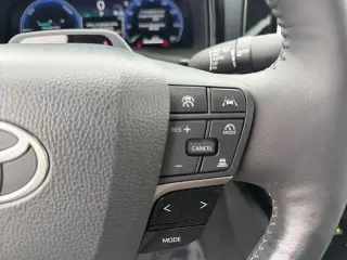 Toyota Camry 2025 SE 4dr Sedan