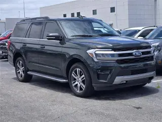 Ford Expedition 2023 4x2 XLT 4dr SUV