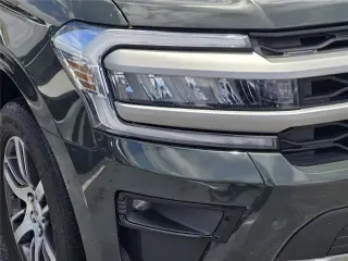 Ford Expedition 2023 4x2 XLT 4dr SUV