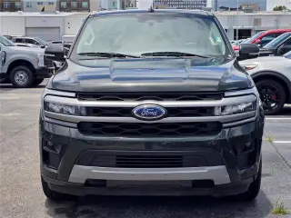 Ford Expedition 2023 4x2 XLT 4dr SUV