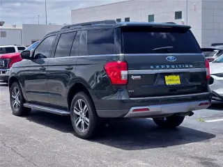 Ford Expedition 2023 4x2 XLT 4dr SUV