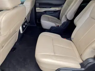 Ford Expedition 2023 4x2 XLT 4dr SUV