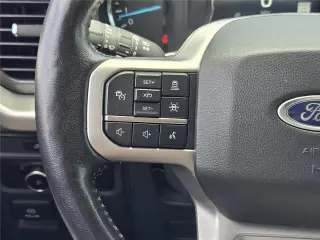 Ford Expedition 2023 4x2 XLT 4dr SUV