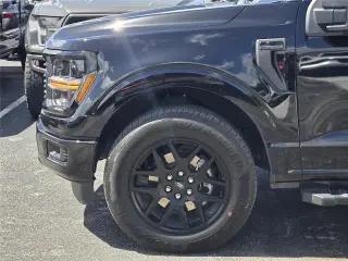Ford F-150 2024 4x2 STX 4dr SuperCrew 5.5 ft. SB