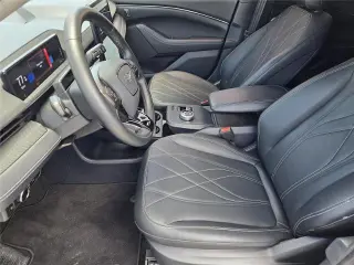 Ford Mustang Mach-E 2024 Select 4dr SUV