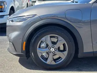 Ford Mustang Mach-E 2023 AWD Select 4dr SUV