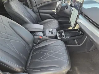Ford Mustang Mach-E 2023 AWD Select 4dr SUV