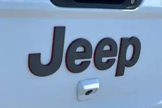 Jeep Gladiator 2020 4x4 Launch Edition 4dr Crew Cab 5.0 ft. SB