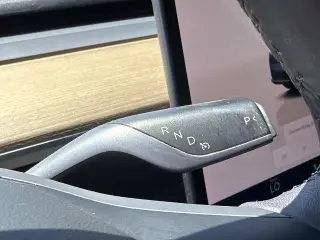 Tesla Model Y 2022 AWD Long Range 4dr Crossover