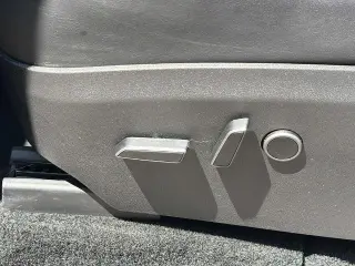 Tesla Model Y 2022 AWD Long Range 4dr Crossover