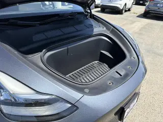 Tesla Model Y 2022 AWD Long Range 4dr Crossover