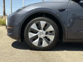 Tesla Model Y 2022 AWD Long Range 4dr Crossover
