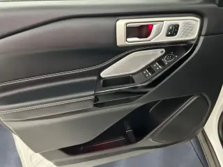 Ford Explorer 2023 AWD ST 4dr SUV
