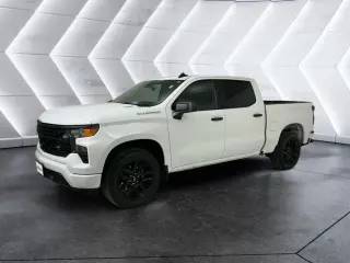 Chevrolet Silverado 1500 2024 4x2 Custom 4dr Crew Cab 5.8 ft. SB