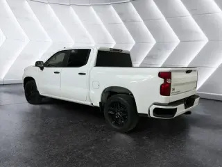 Chevrolet Silverado 1500 2024 4x2 Custom 4dr Crew Cab 5.8 ft. SB