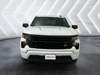 Chevrolet Silverado 1500 2024 4x2 Custom 4dr Crew Cab 5.8 ft. SB