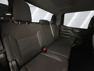 Chevrolet Silverado 1500 2024 4x2 Custom 4dr Crew Cab 5.8 ft. SB