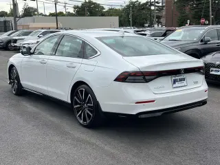 Honda Accord Hybrid 2023 Touring 4dr Sedan