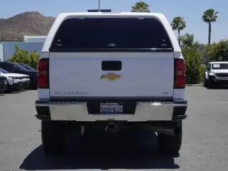 Chevrolet Silverado 2500HD 2016 4x4 LTZ 4dr Crew Cab SB