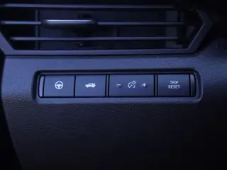 Nissan Altima 2023 2.0 SR 4dr Sedan