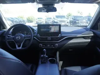 Nissan Altima 2023 2.0 SR 4dr Sedan
