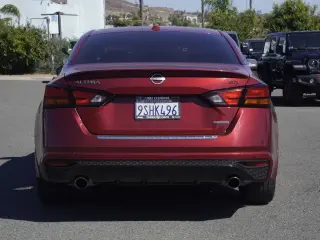 Nissan Altima 2023 2.0 SR 4dr Sedan