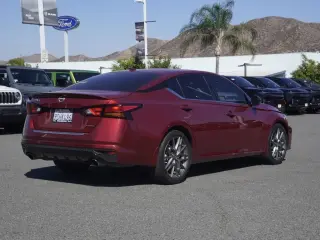 Nissan Altima 2023 2.0 SR 4dr Sedan
