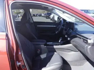 Nissan Altima 2023 2.0 SR 4dr Sedan