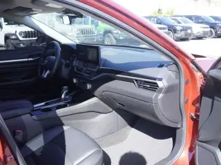 Nissan Altima 2023 2.0 SR 4dr Sedan