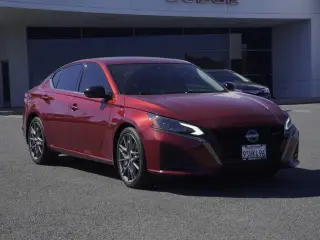 Nissan Altima 2023 2.0 SR 4dr Sedan