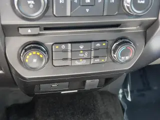 Ford F-150 2017 4x4 Lariat 4dr SuperCrew 5.5 ft. SB