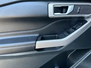 Ford Explorer 2023 AWD XLT 4dr SUV