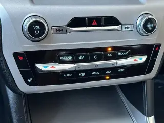 Ford Explorer 2023 AWD XLT 4dr SUV