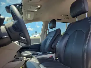 Chrysler Pacifica 2023 Touring L 4dr Mini-Van