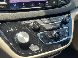Chrysler Pacifica 2023 Touring L 4dr Mini-Van