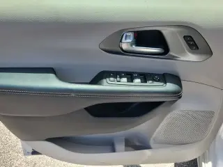 Chrysler Pacifica 2023 Touring L 4dr Mini-Van