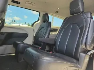 Chrysler Pacifica 2023 Touring L 4dr Mini-Van