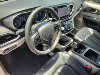 Chrysler Pacifica 2023 Touring L 4dr Mini-Van